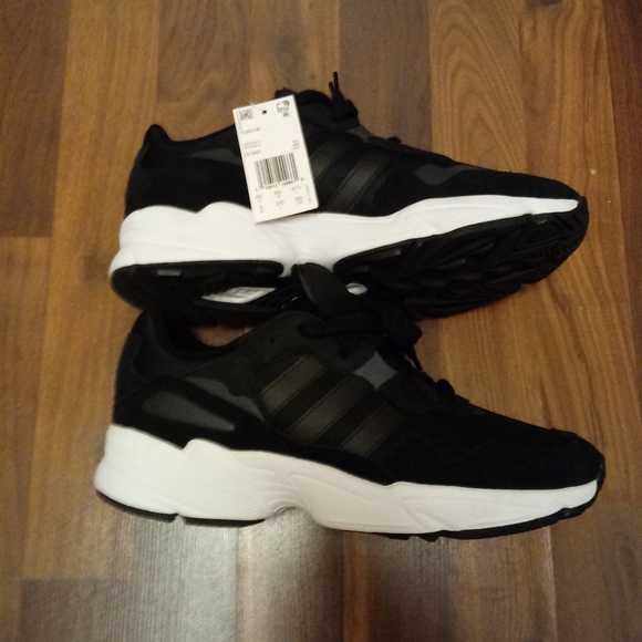 ADIDAS YUNG-96 CORE BLACK - Picture 3 of 6